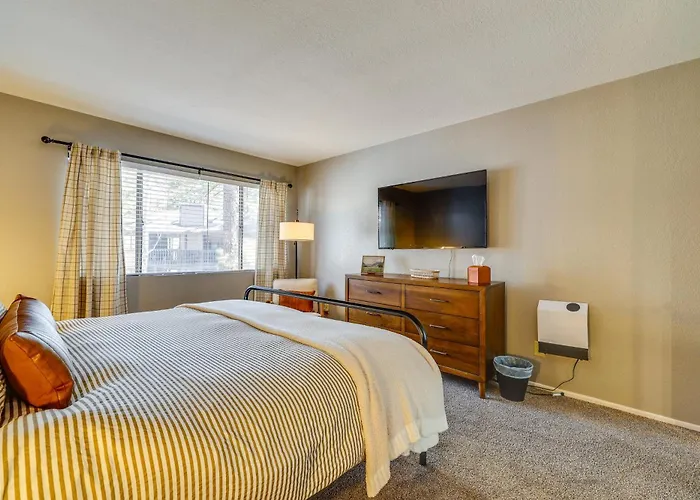 Holiday home Luxe White Mountain Condo: Addt'l On-site *