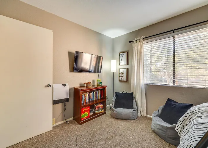Holiday home Luxe White Mountain Condo: Addt'l On-site *
